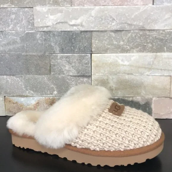 UGG Women's Cozy Slipper - Picture 3 of 4